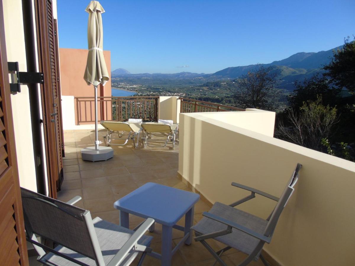 Villa Pomegrante Exopoli Екстериор снимка